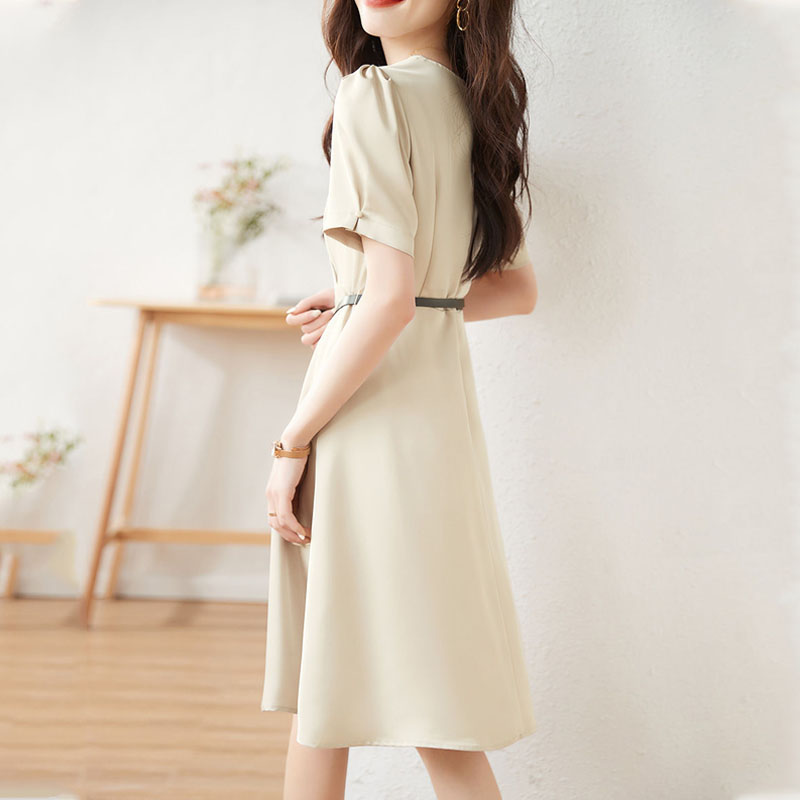 簡約淑女V領收腰連身裙