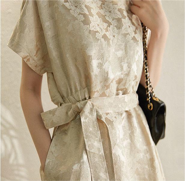 日韓提花繫帶收腰洋裝