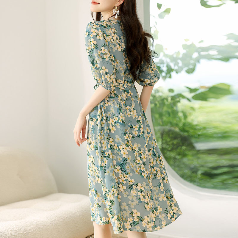 小清新碎花V領雪紡連身裙