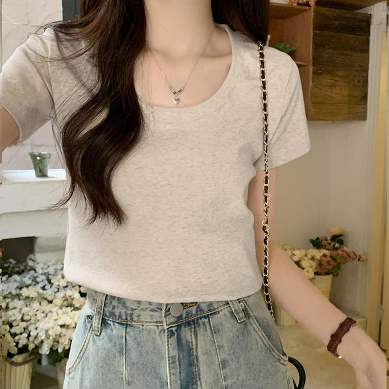 簡約纯棉修身低圆领正肩短款T恤