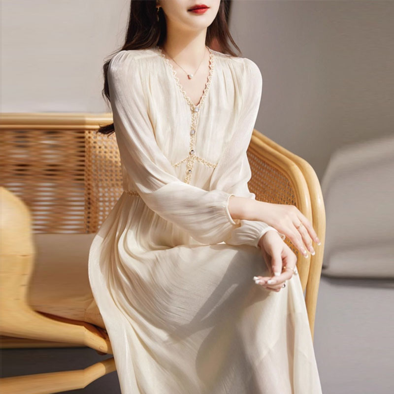 氣質修身長袖V領連身裙