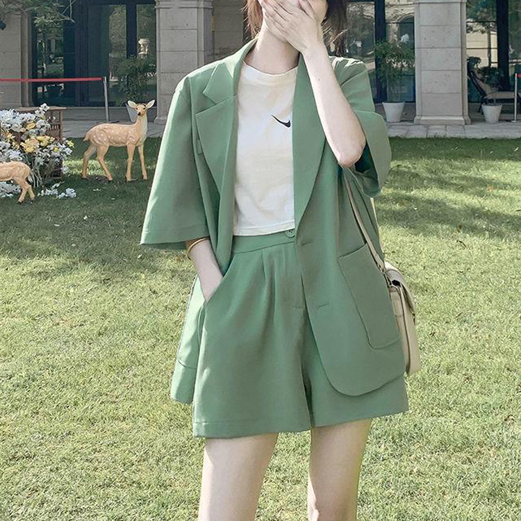 夏季韓版休閒西服外套+短褲套裝（4色）
