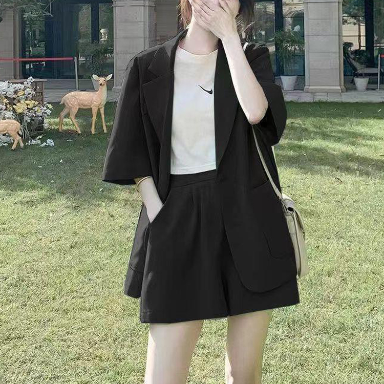 夏季韓版休閒西服外套+短褲套裝（4色）