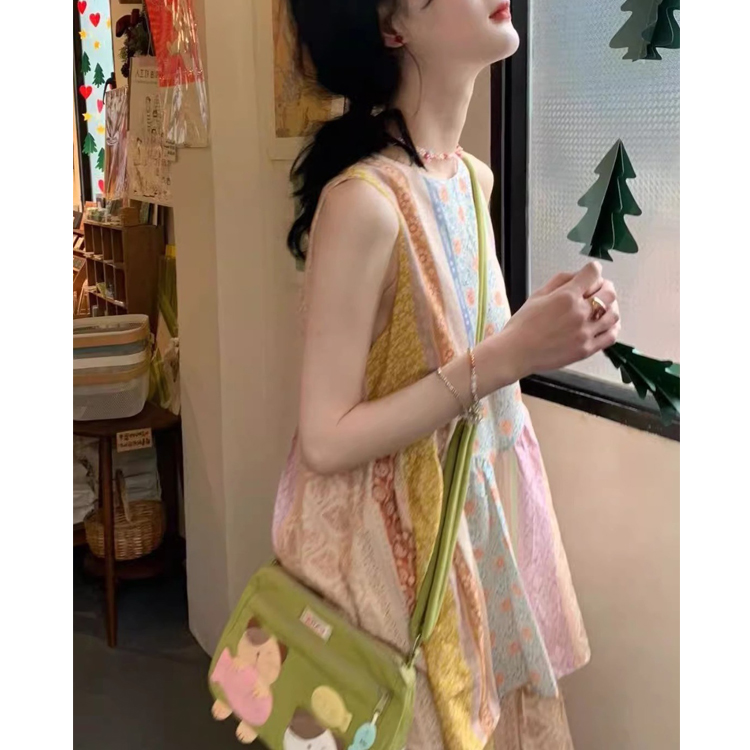 夏季民族風碎花彩色慵懶套裝