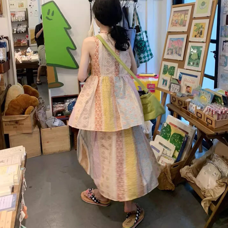 夏季民族風碎花彩色慵懶套裝