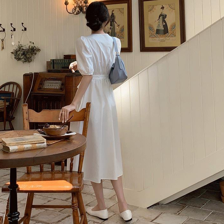 夏季泡泡袖V領收腰連衣裙