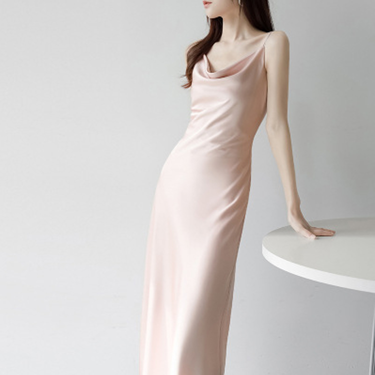 夏季醋酸緞面吊帶包臀連衣裙