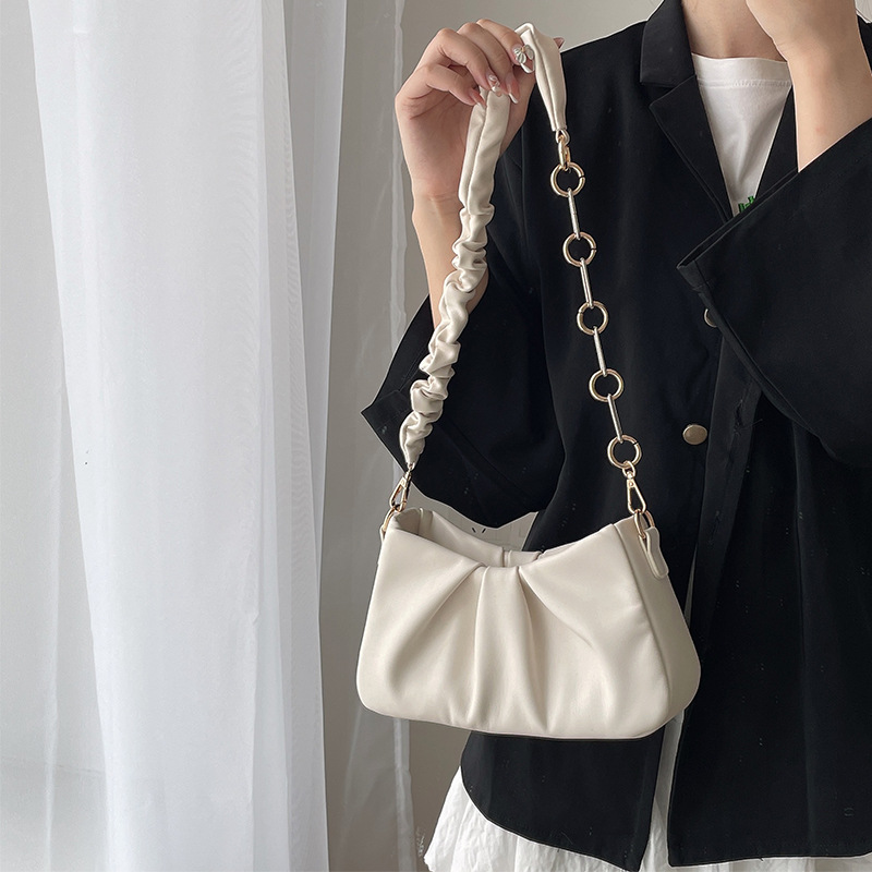 夏季簡約通勤雲朵包