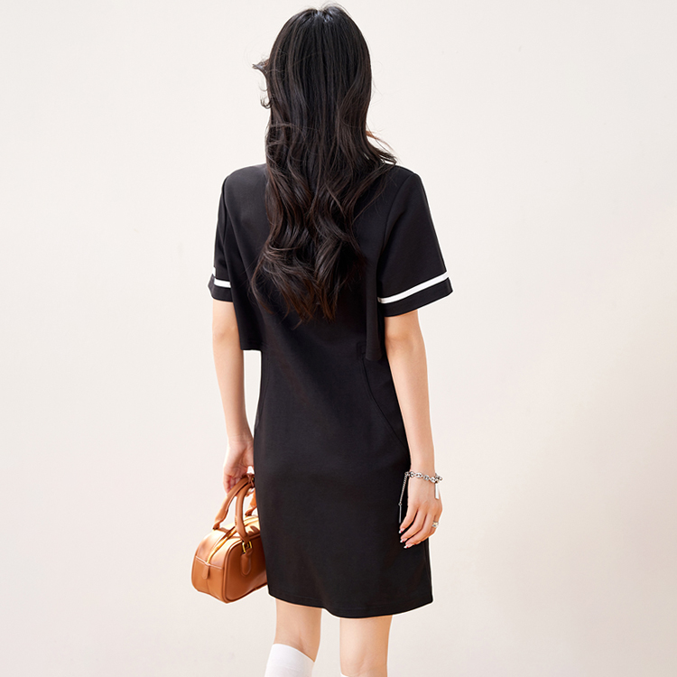 夏季鏤空氣質休閒連衣裙