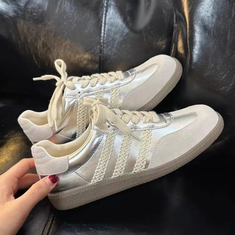 休閒時尚圓頭蕾絲小白鞋