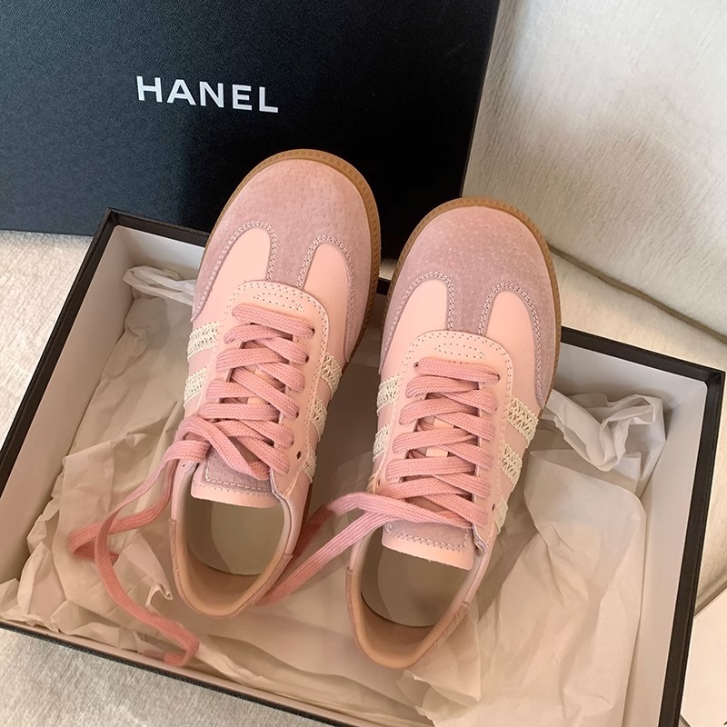 休閒時尚圓頭蕾絲小白鞋