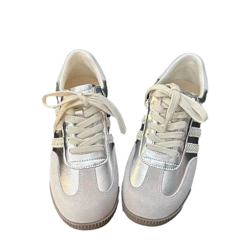 休閒時尚圓頭蕾絲小白鞋