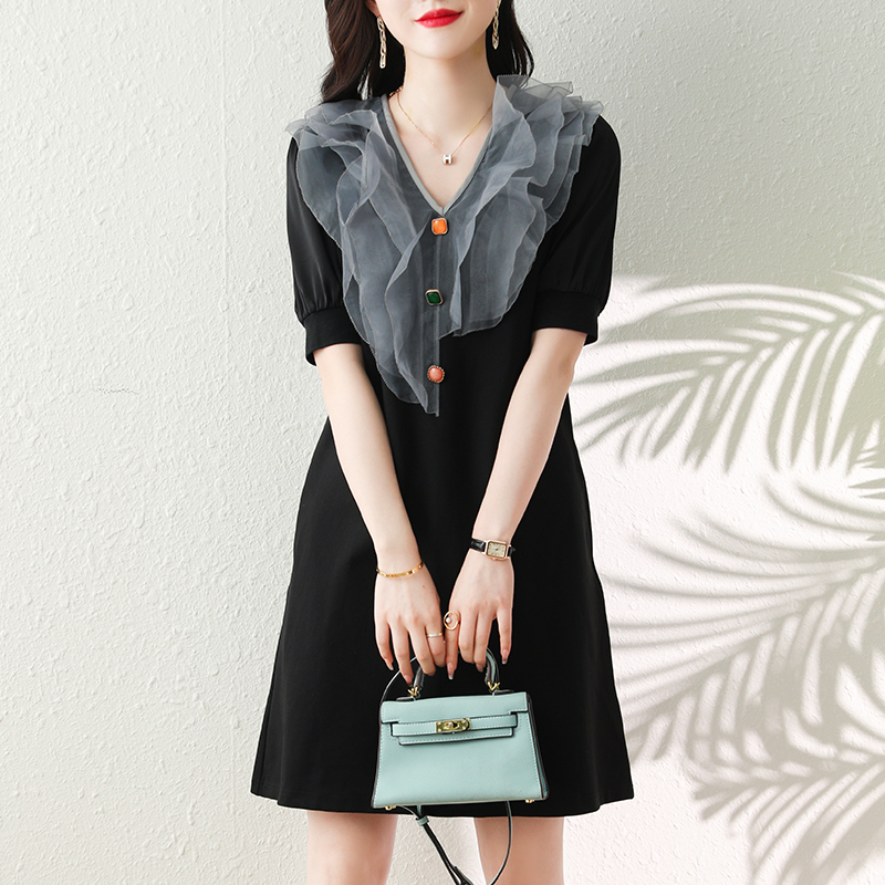 夏荷葉邊A領拼接網紗連衣裙