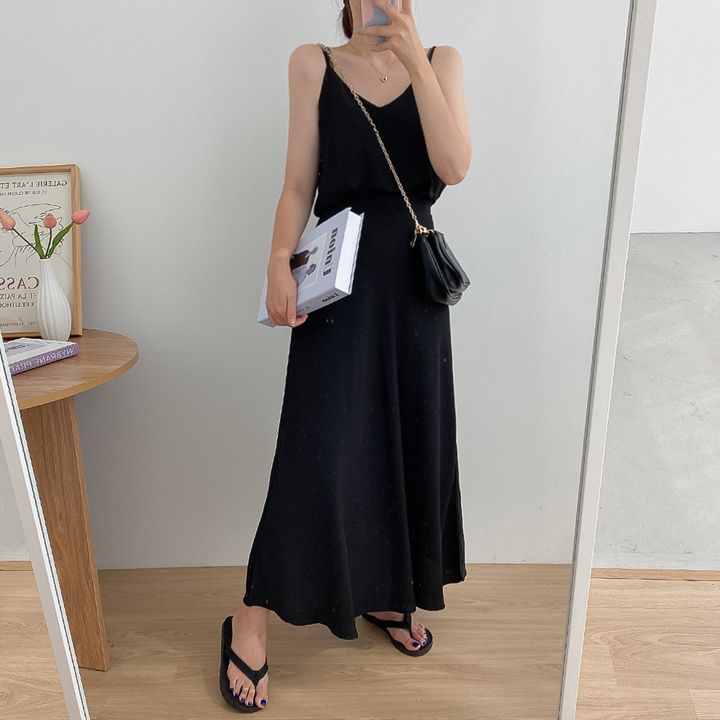 氣質純色吊帶背心+半身裙兩件套