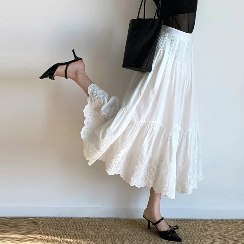 法式繡花鬆緊腰A字半身裙