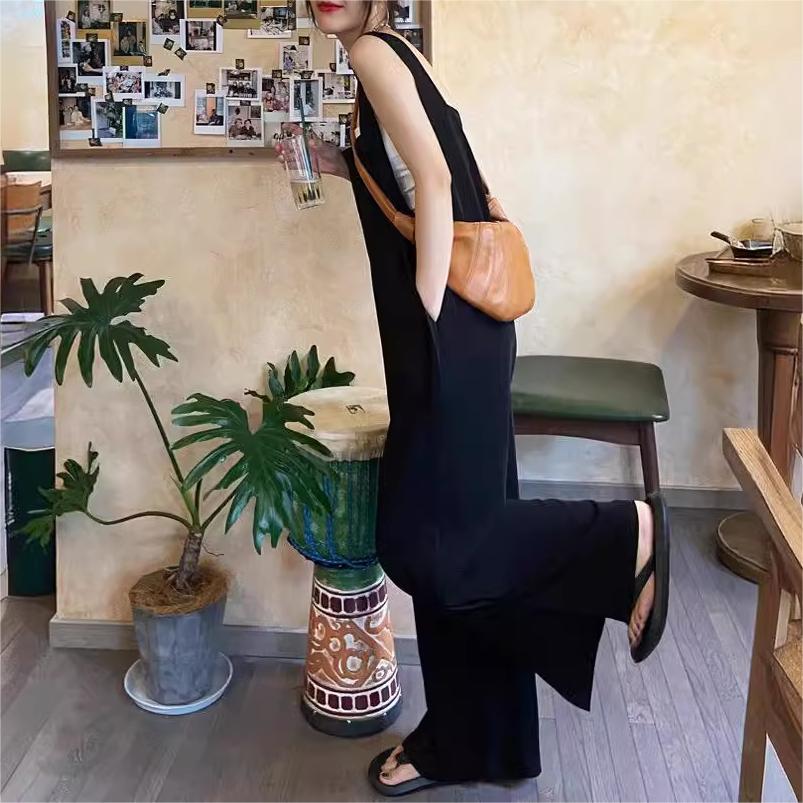 休閒純色吊帶直筒背帶寬褲