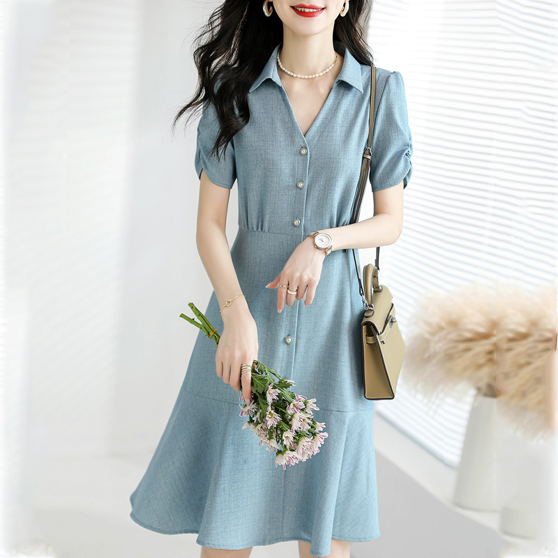 氣質純色泡泡袖V領連身裙