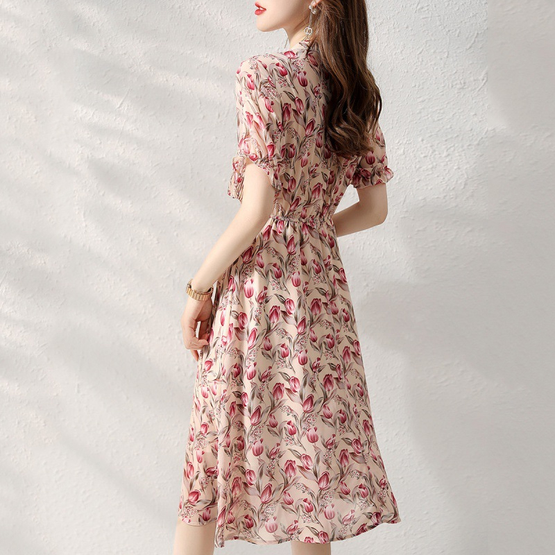 氣質壓褶碎花V領連身裙