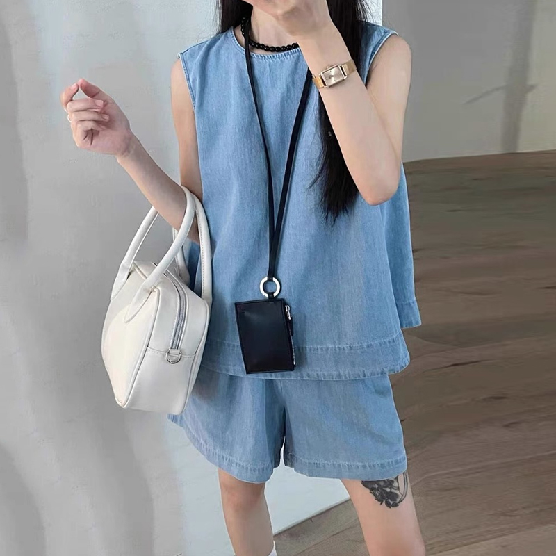 韓系無袖牛仔背心鬆緊腰短褲兩件套