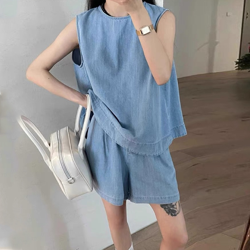 韓系無袖牛仔背心鬆緊腰短褲兩件套