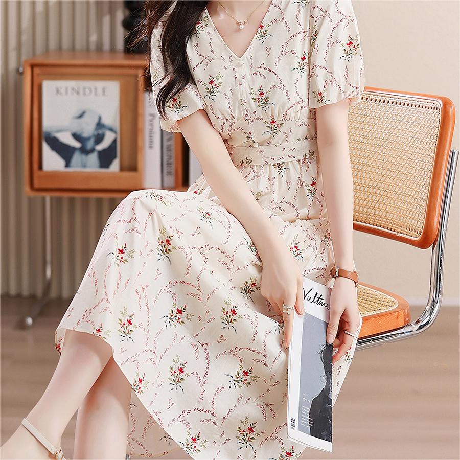 法式碎花泡泡袖收腰V領連身裙