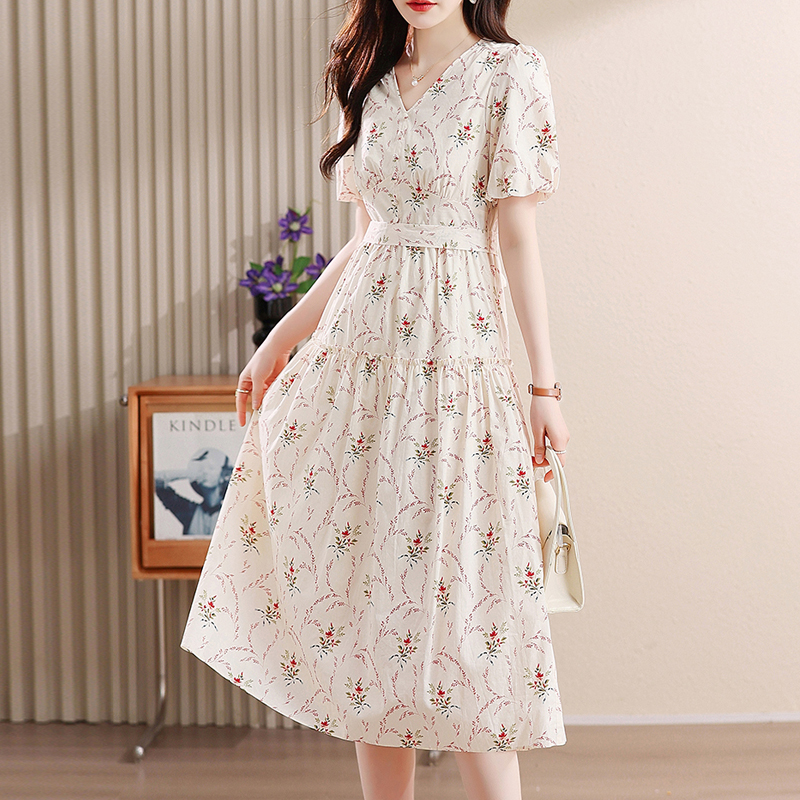 法式碎花泡泡袖收腰V領連身裙