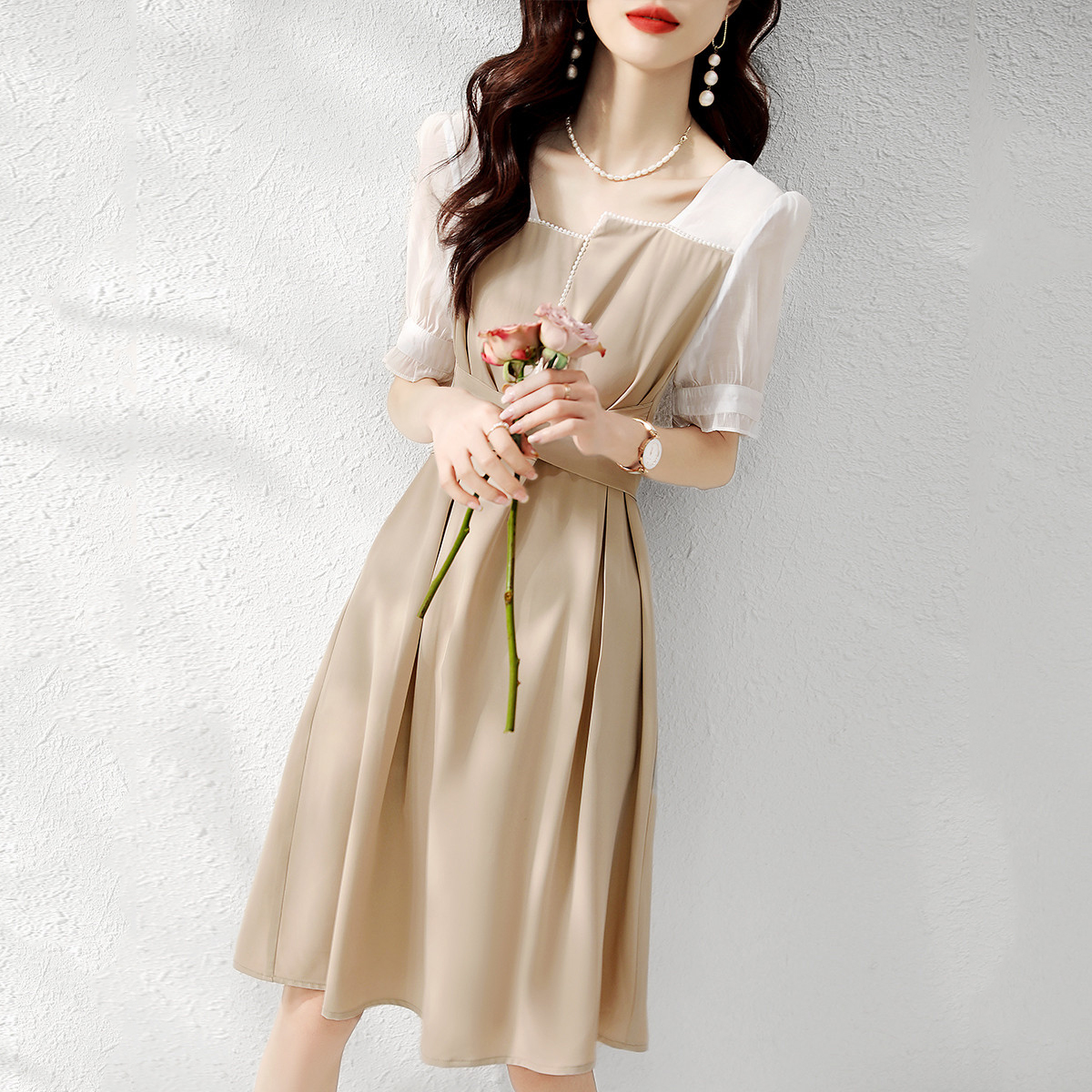 氣質收腰方領拼接洋裝