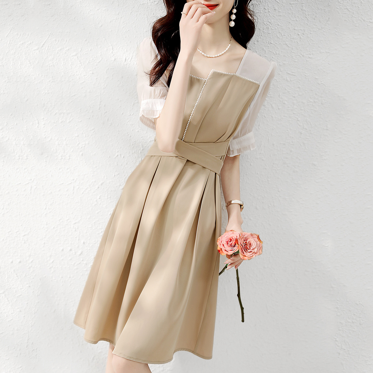氣質收腰方領拼接洋裝