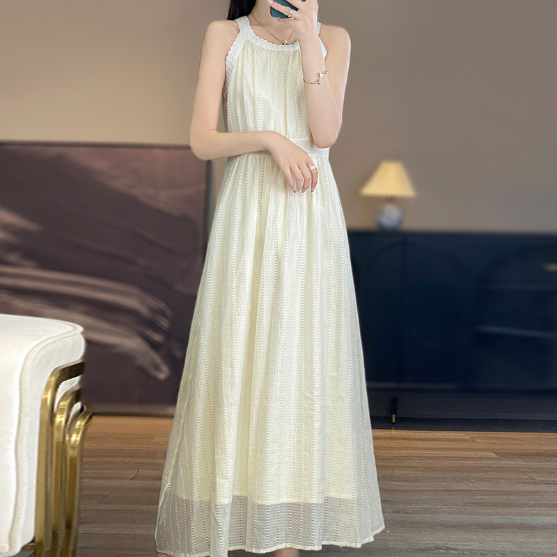 甜美純色花邊圓領長洋裝