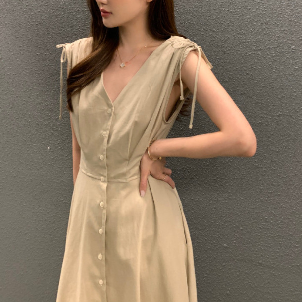 輕熟氣質V領抽繩袖單排扣A字連身裙