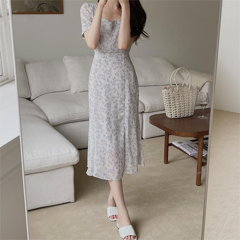 優雅方領碎花背繫帶收腰泡泡袖連身裙