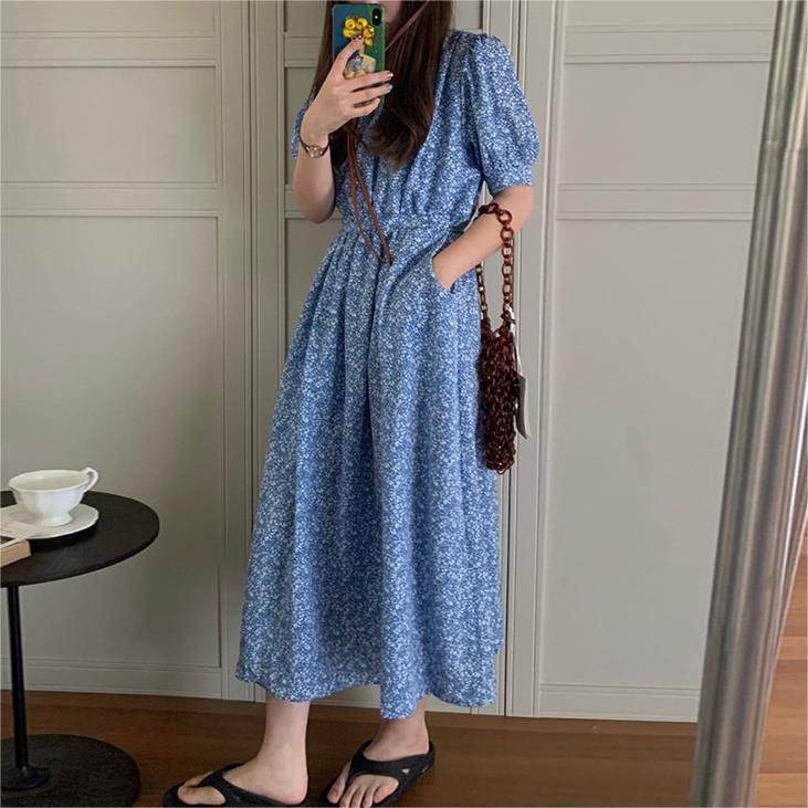 氣質V領交叉褶皺碎花泡泡袖連身裙