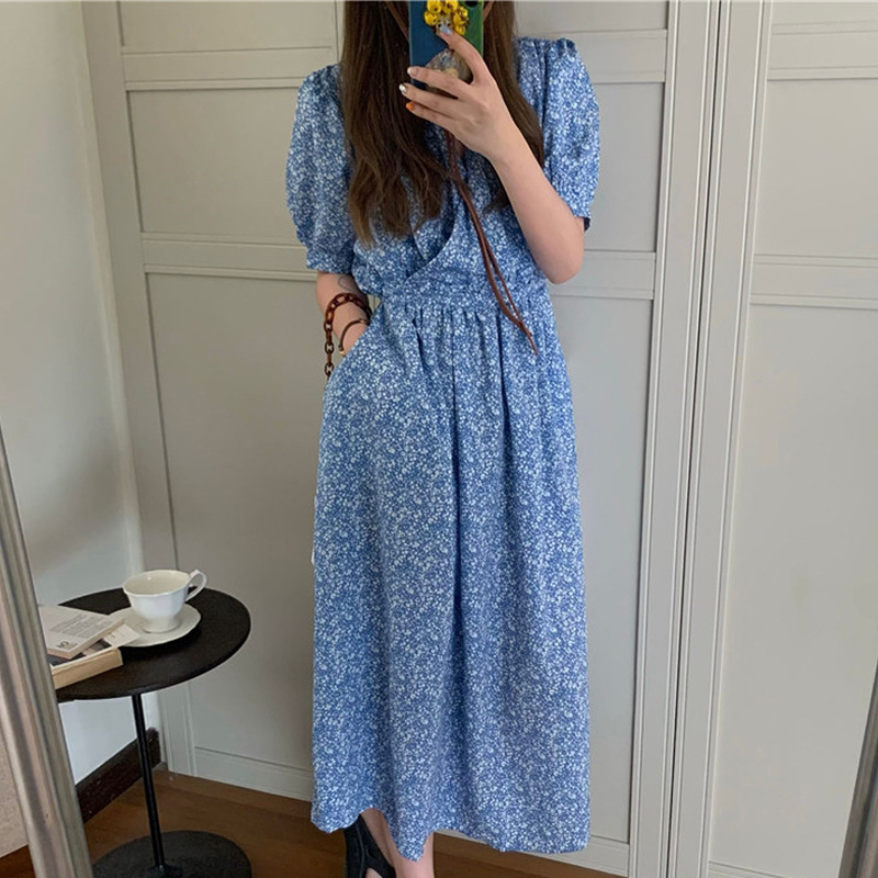 氣質V領交叉褶皺碎花泡泡袖連身裙