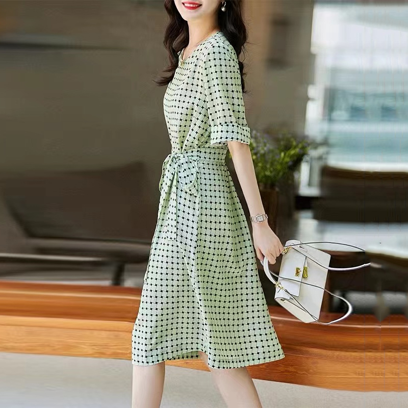 百搭棋盤繫帶收腰桑蠶絲洋裝