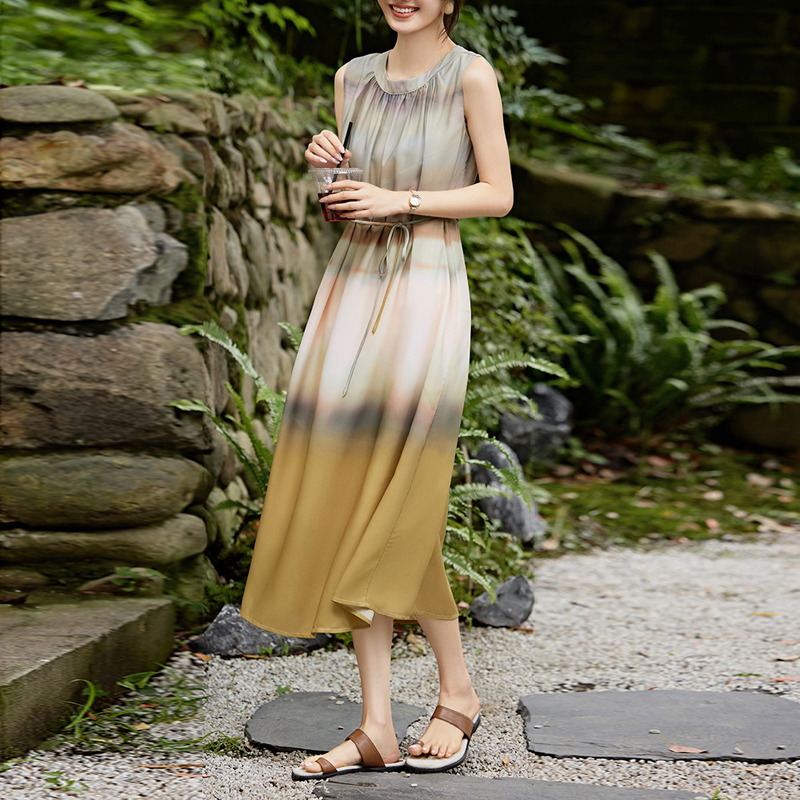 繫繩氣質露肩撞色印花無袖連身裙