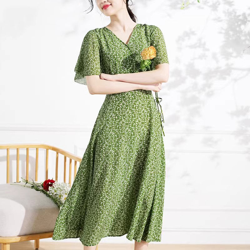 法式碎花V領泡泡袖連身裙