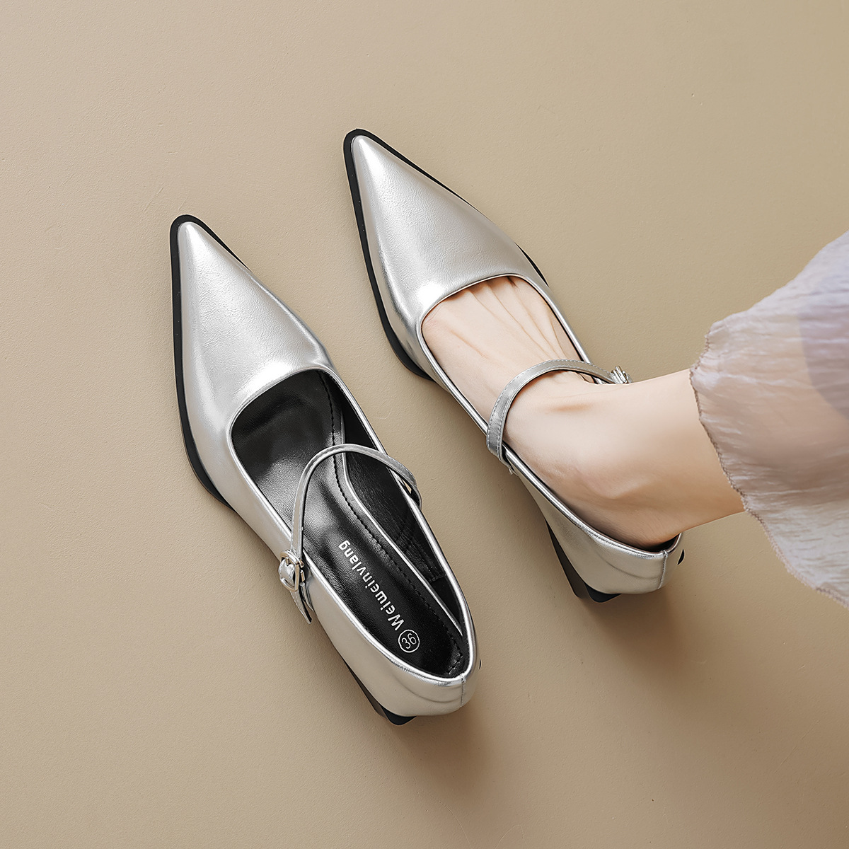 法式尖頭瑪莉珍粗跟鞋子