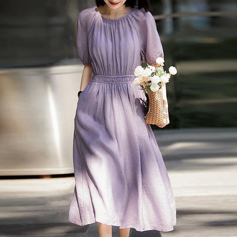 浪漫清歡純色收腰顯瘦連身裙