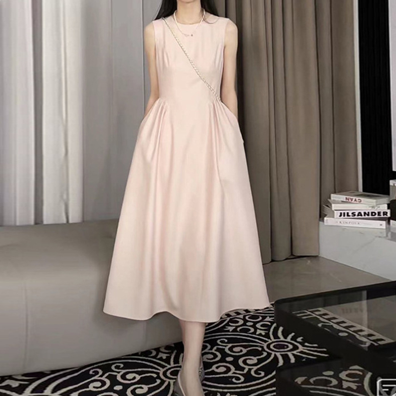 氣質輕奢夏季顯瘦無袖連身裙