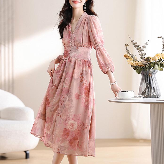 百搭碎花收腰燈籠袖連身裙