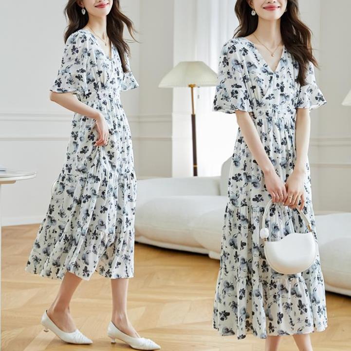 清新短袖V領雪紡碎花荷葉袖連身裙