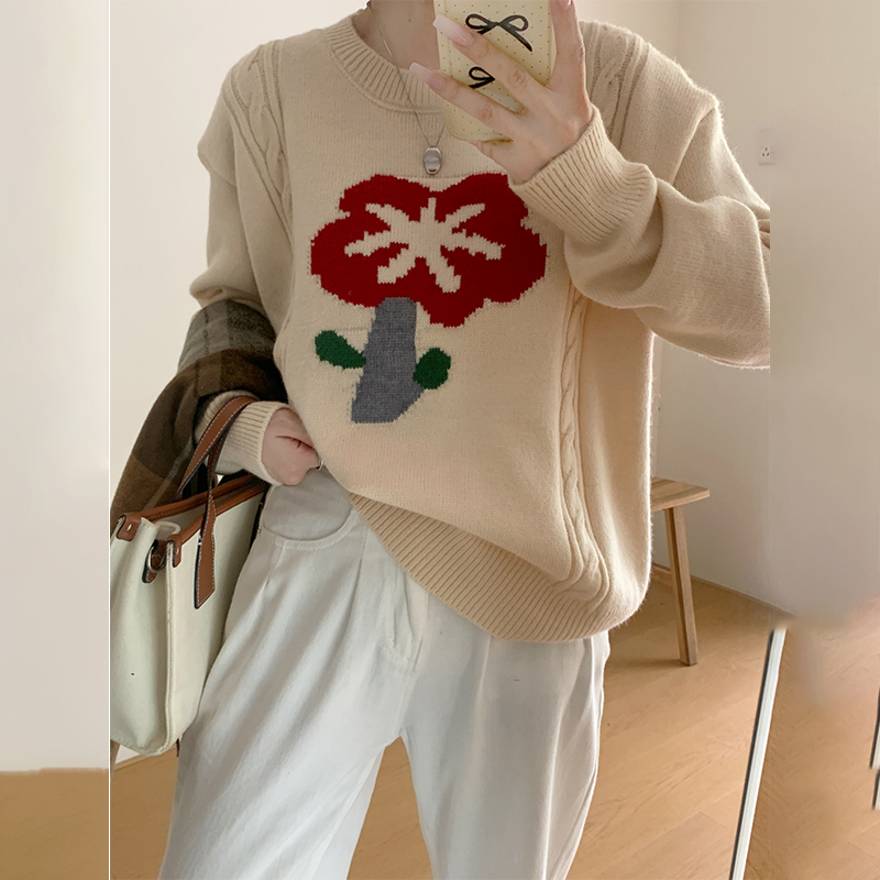 甜美花朵減齡圓領套頭毛衣