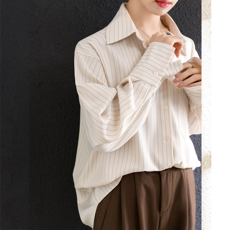 復古條紋內搭長袖襯衫