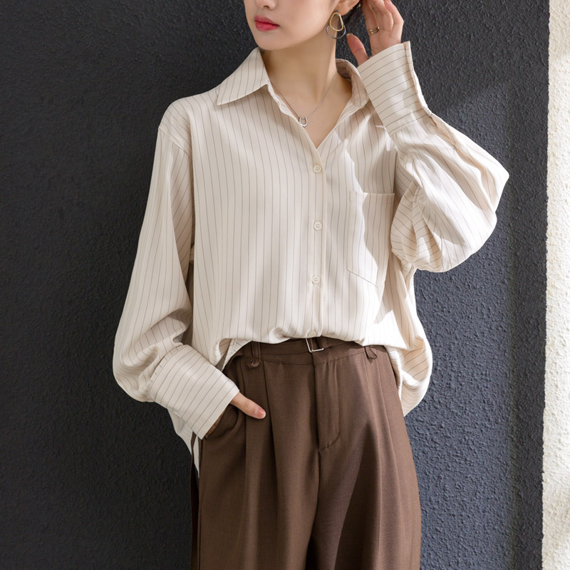 復古條紋內搭長袖襯衫