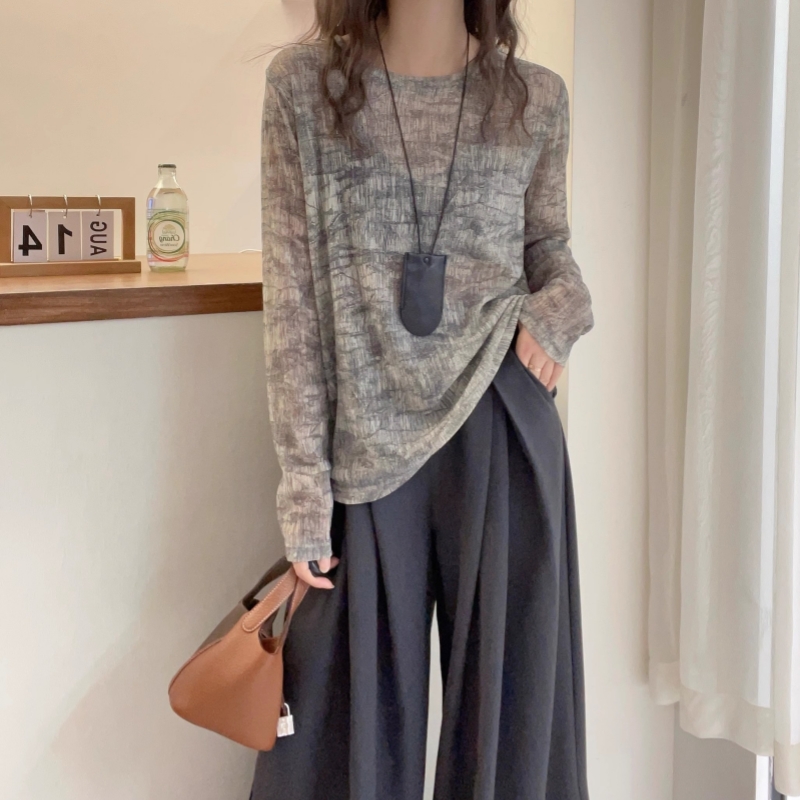 休閒輕薄長袖紮染內搭套頭打底衫