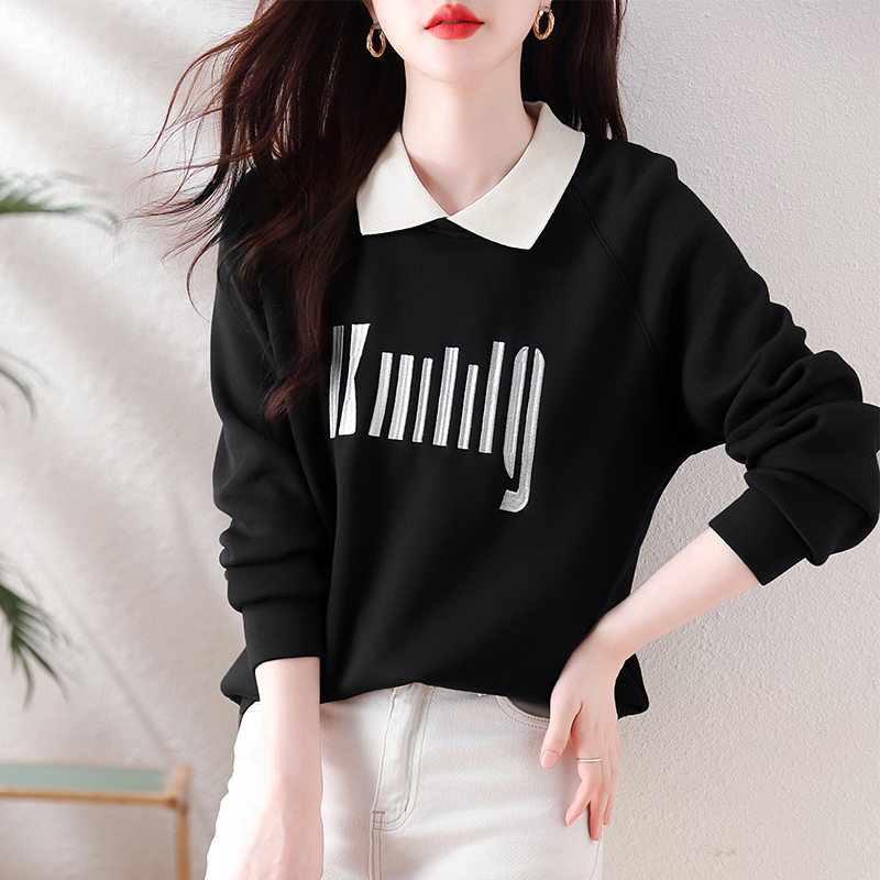 百搭印花翻領套頭衛衣
