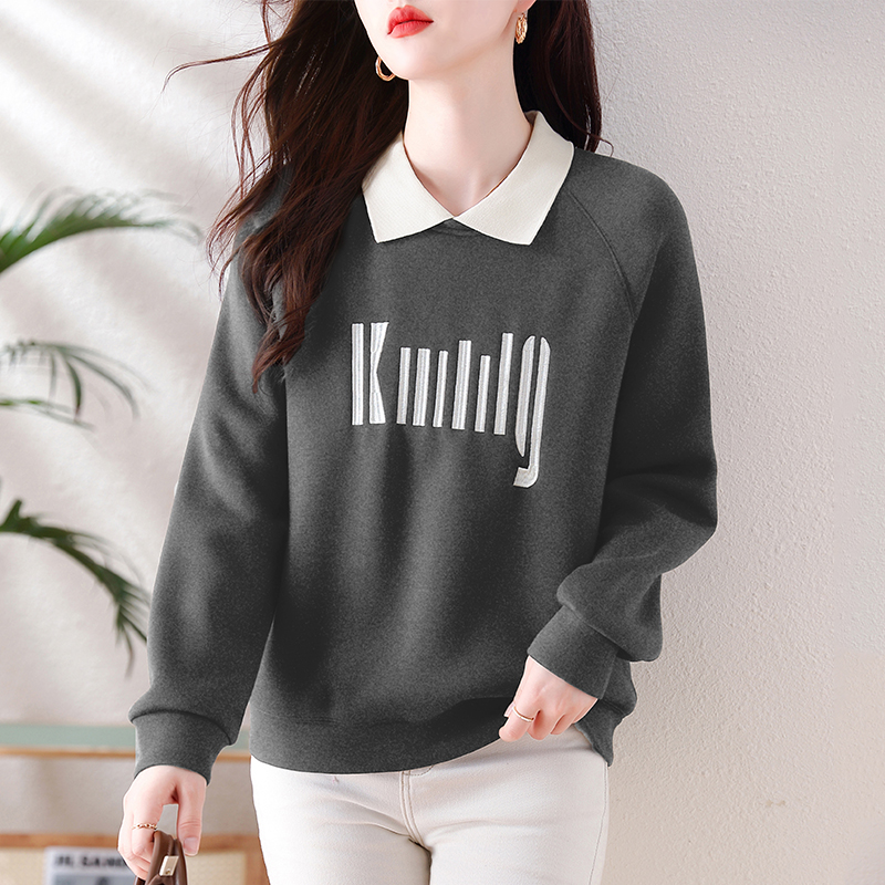 百搭印花翻領套頭衛衣