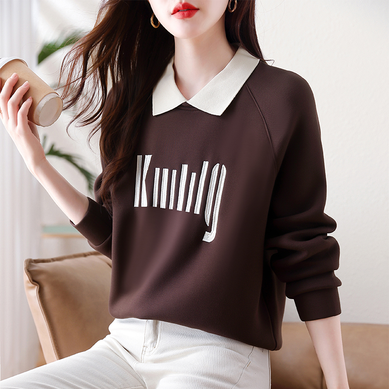 百搭印花翻領套頭衛衣