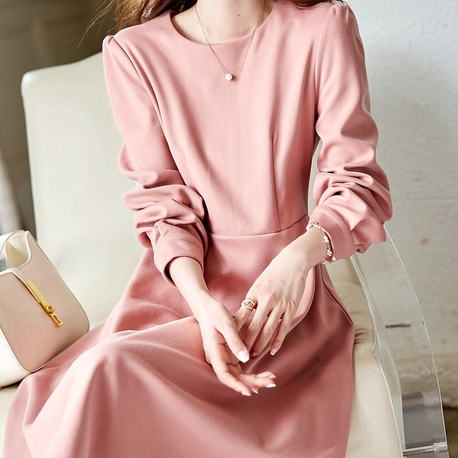 氣質圓領收腰長袖A字洋裝