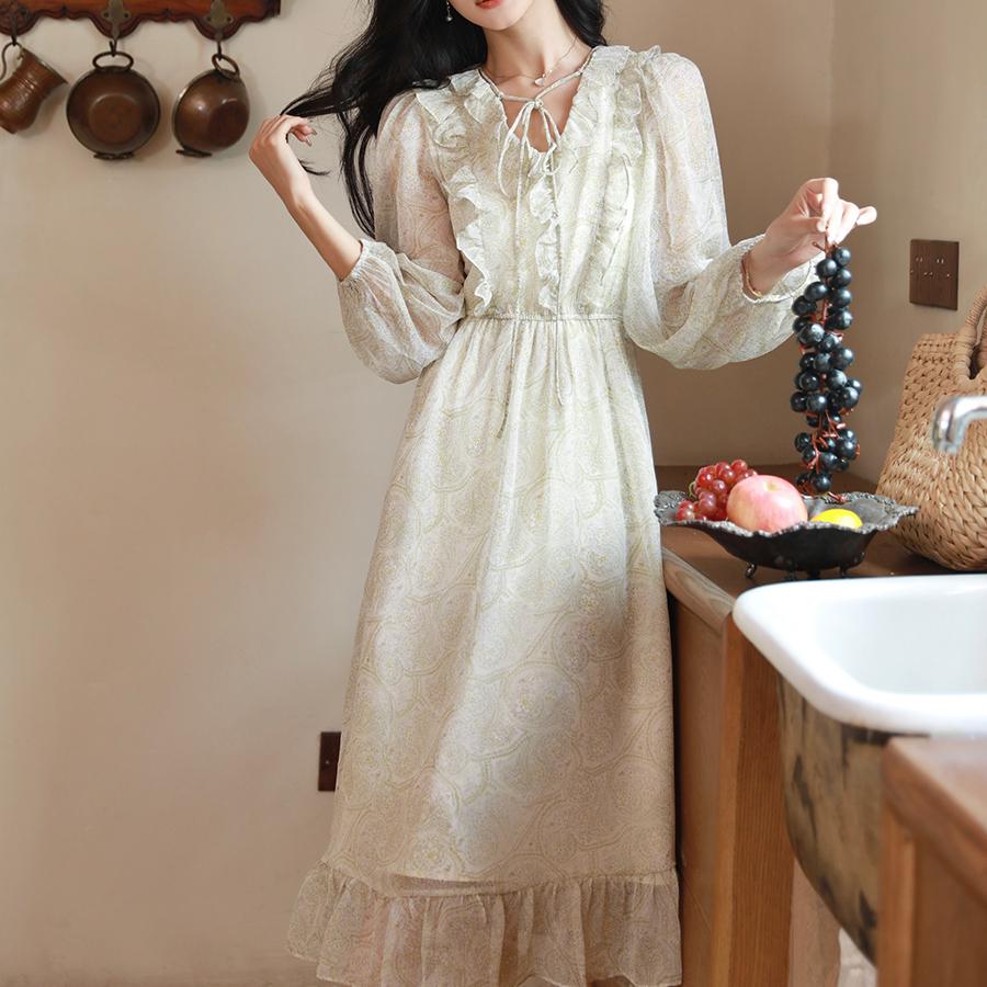 法式印花荷葉邊泡泡袖洋裝